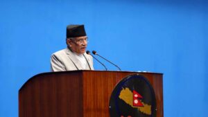 प्रचण्डको प्रश्न : नियत सफा भए पहिलो र दोस्रो दल मिल्न किन  अँध्यारो कोठा चाहियो  ?