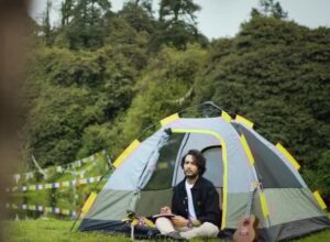 ‘सिंहदरबार’का पण्डितको ‘आउनू जिरीमा’ सार्वजनिक