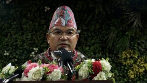 आर्थिक क्षेत्र चलायमान र लगानीकर्ताहरु उत्साहित छन्ः मन्त्री शाही आर्थिक क्षेत्र चलायमान र लगानीकर्ताहरु उत्साहित छन्ः मन्त्री शाही