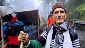 गोसाइँकुण्ड मेला सकियो, बस्न–खानलाई समस्या भएको गुनासो