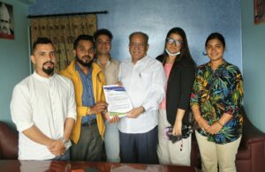 मेडिकल विद्यार्थीहरुलाई स्वदेशमै इन्टर्नको व्यवस्था हुन्छ : प्रचण्ड