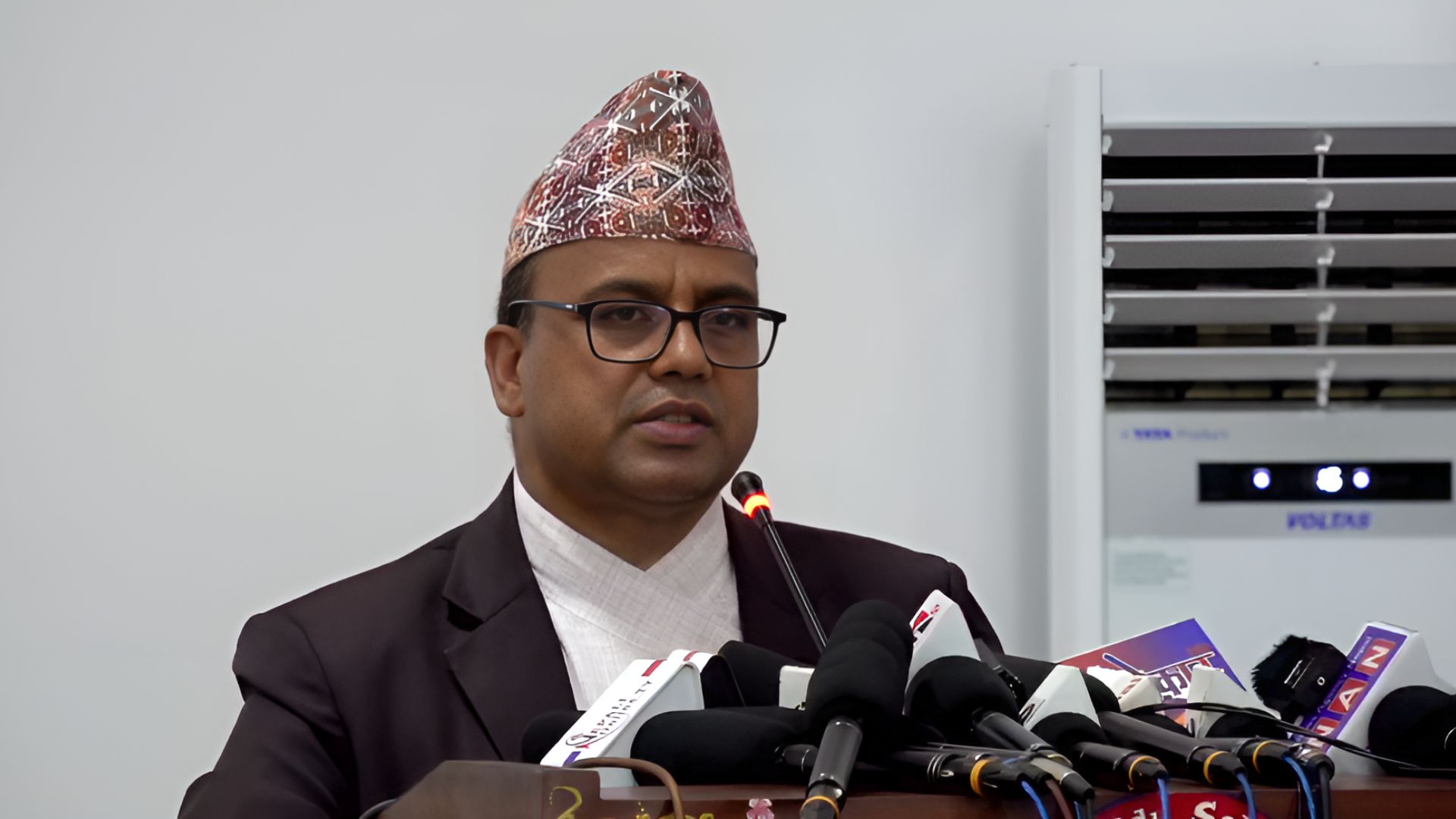 नीति नियम र कानुनहरुलाई समयसापेक्षित बनाउन आवश्यक : मन्त्री पाण्डे
