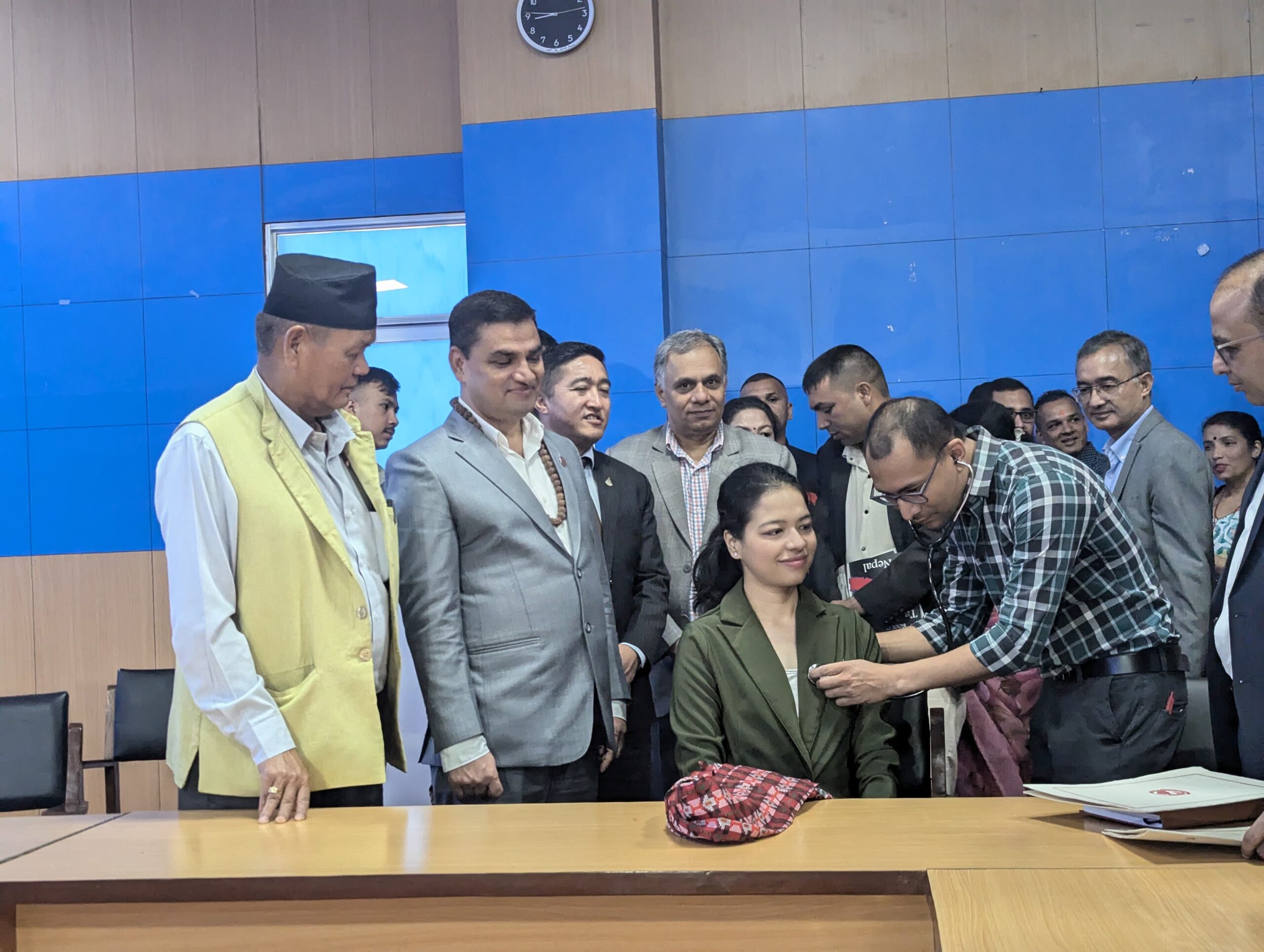 खेलाडीहरुको निःशुल्क स्वास्थ्य परीक्षण गंगालालमा सुरु