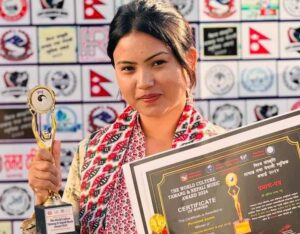 पूर्णिमा लामालाई सर्वोत्कृष्ट गायिका अवार्ड