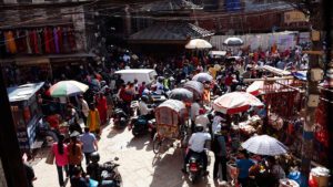 तिहारको रौनक : बजारमा बढ्यो चहलपहल (तस्बिरहरु)