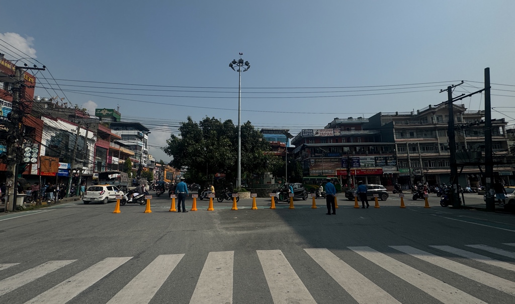 पोखराका केही क्षेत्रमा निषेधाज्ञा जारी, सहिदचोकमा नाराबाजी