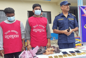 हेटौंडाबाट ८ किलो सुनसहित २ जना भारतीय नागरिक पक्राउ