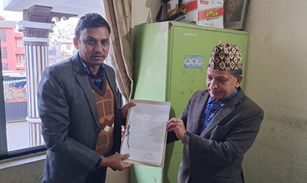 आफ्नै पार्टीका सांसद बजगाईंले कुप्रचार गरेको भन्दै पर्यटन मन्त्री पाण्डेले दिए उजुरी