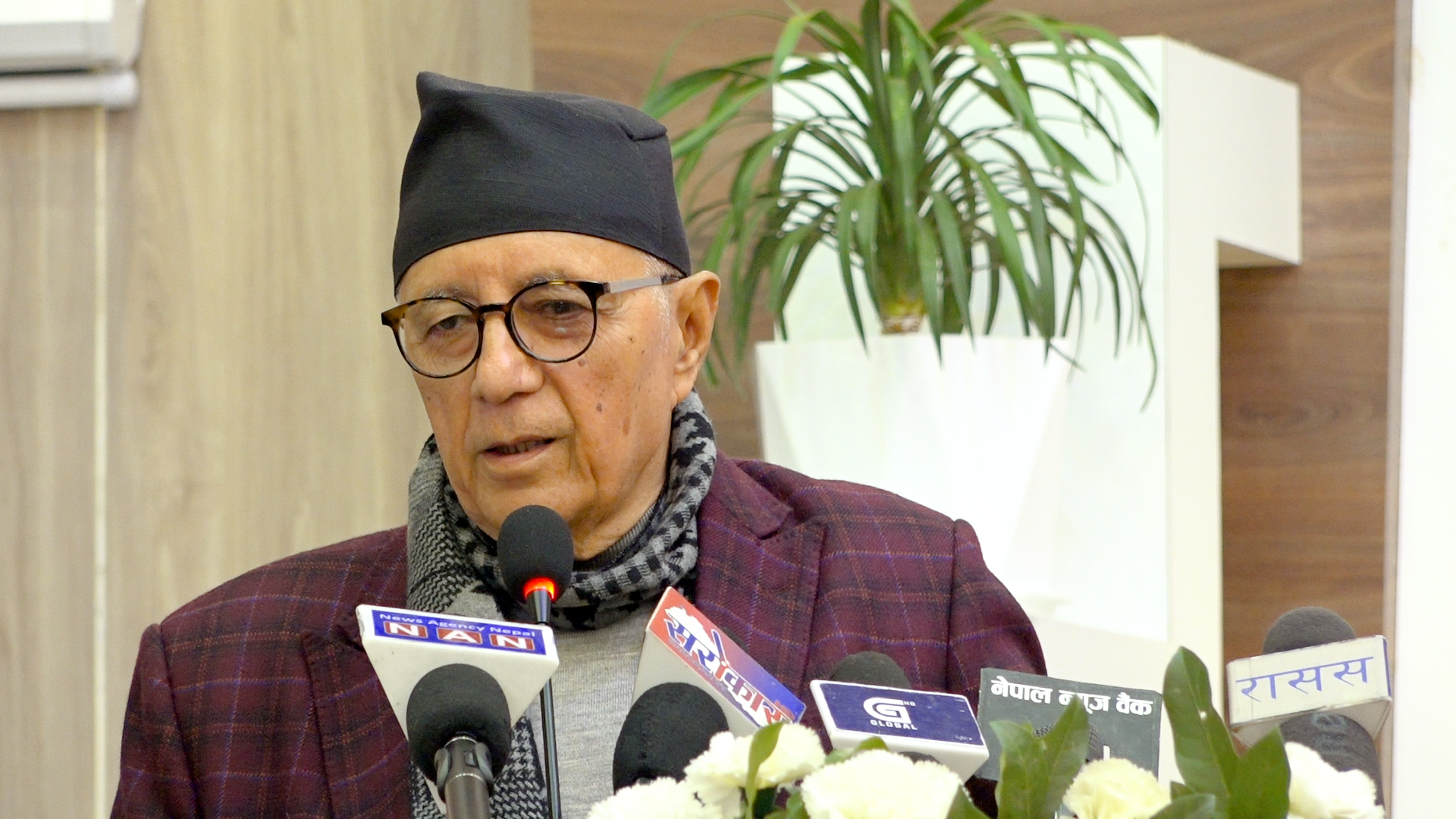 शेखरको आरोप- कांग्रेसभित्र गुट फस्टाउने अवसर सभापतिले नै दिइरहनुभएको छ
