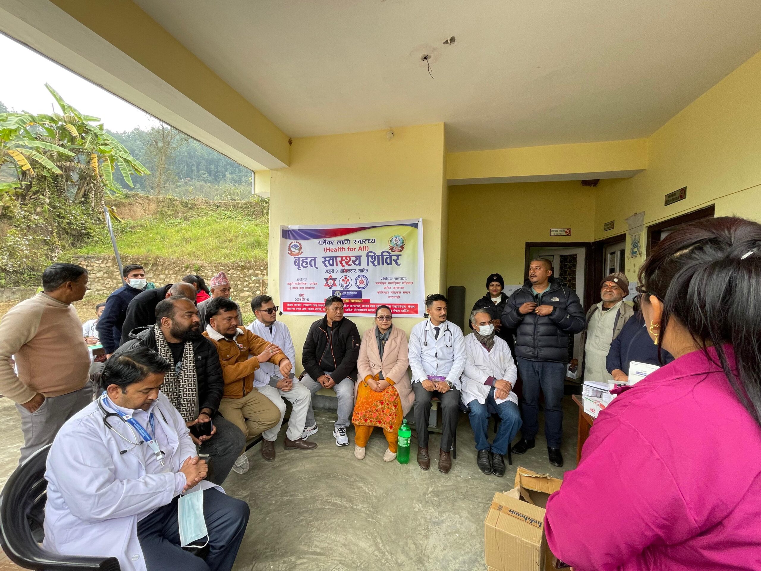 धादिङको अमिलटारमा स्वास्थ्य शिविर, ‘रोग पालेर बस्न विवश छन् दुर्गमका नागरिक’