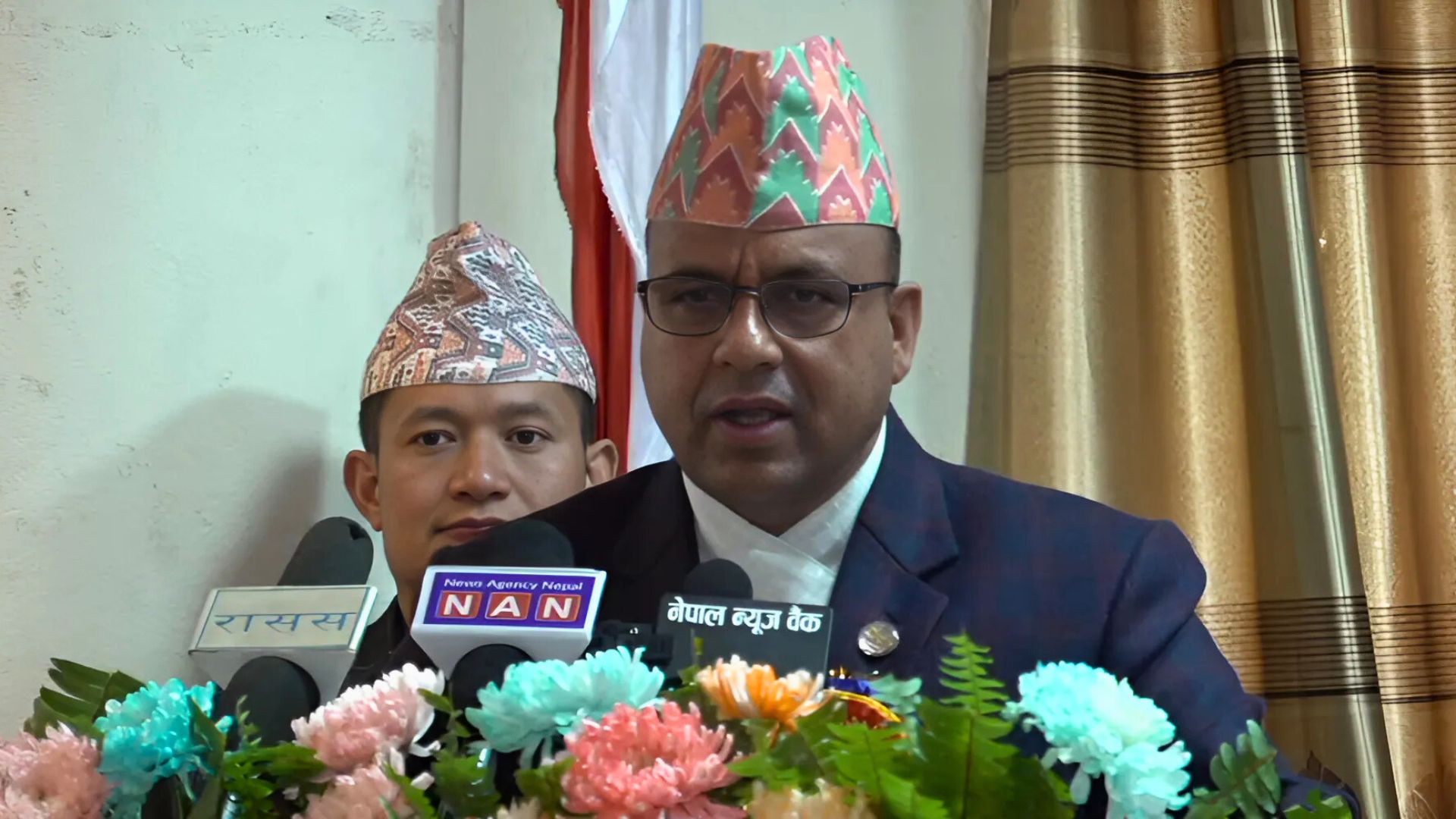 पर्यटकहरुनहरुलाई सहजता प्रदान गर्न होटल व्यावसायीमैत्री वातावरण बनाउन आवश्यक : मन्त्री पाण्डे