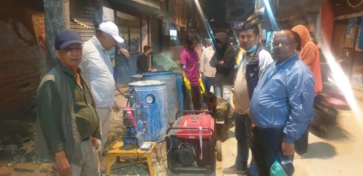 पीआईडीद्वारा उपत्यकाका विभिन्न स्थानमा बिछ्याइएका खानेपानी वितरण सञ्जालका नयाँ पाइपलाइनको अन्तिम परीक्षणलाई तीव्रता