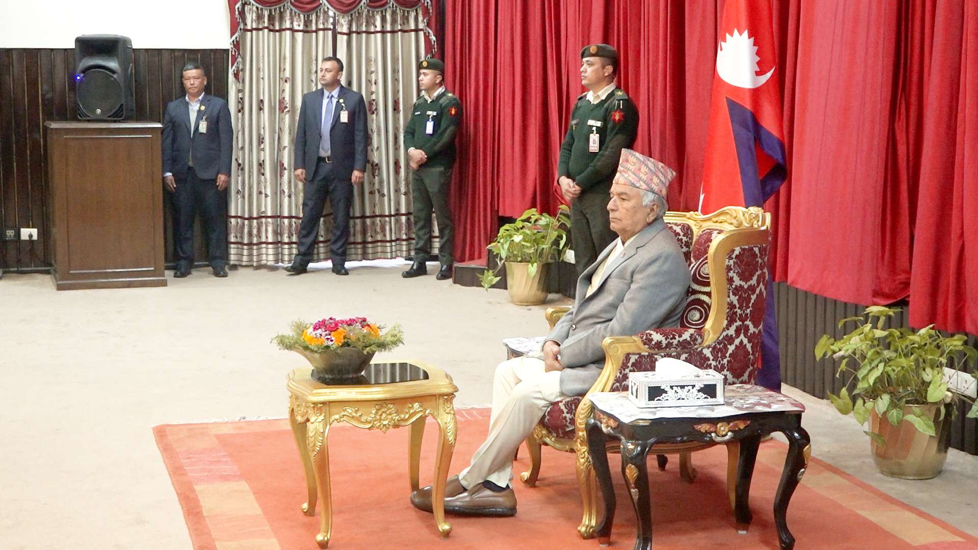 लोकतान्त्रिक मेरुदण्डका रूपमा रहेका निकायहरूले जनता र विकासलाई केन्द्रमा राखेर काम गर्नुपर्छ : राष्ट्रपति