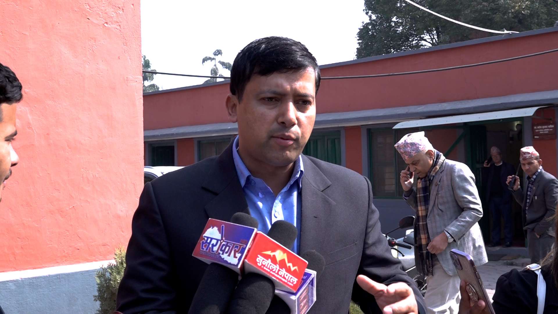 विचाराधीन विधेयक अघि बढाउने सत्ता पक्षीय दलको निर्णय विचाराधीन विधेयक अघि बढाउने सत्ता पक्षीय दलको निर्णय