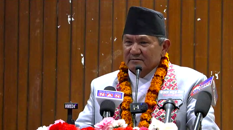 एमालेमा आफूलाईमात्रै शुद्ध ठान्ने र पूर्वाग्रह राख्ने संकीर्णवाद छ : उपमहासचिव गुरुङ