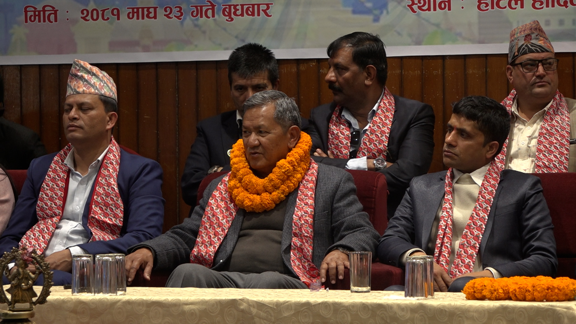 आफ्नै कमी कमजोरी ढाक छोप गर्छौँ भने हामी कहिले सुध्रिन सक्दैनौँ : मन्त्री गुरुङ आफ्नै कमी कमजोरी ढाक छोप गर्छौँ भने हामी कहिले सुध्रिन सक्दैनौँ : मन्त्री गुरुङ