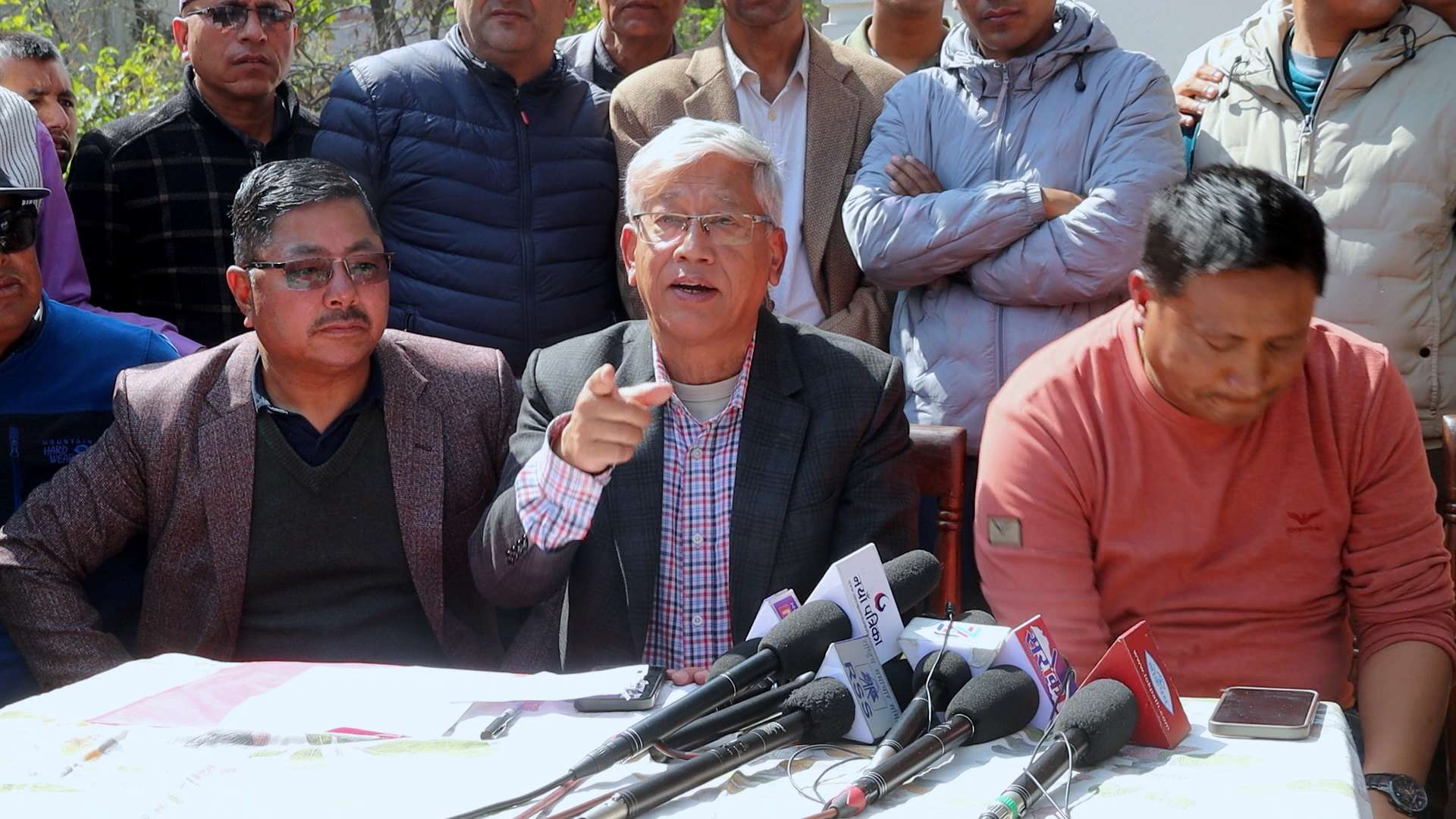 सरकारको जग्गा एक इन्च पनि चाहिँदैन : डा.केदारनरसिंह