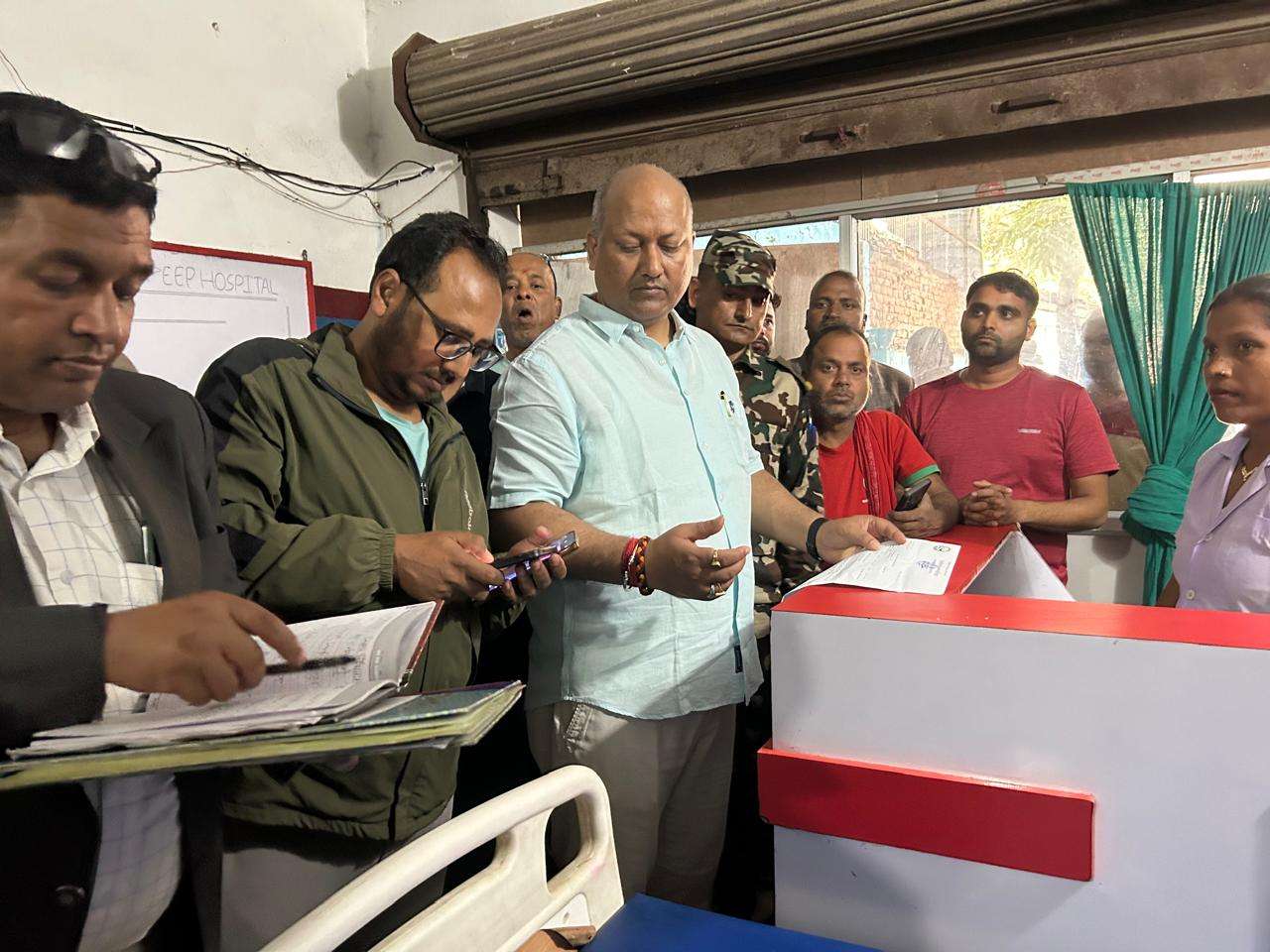 सात अस्पतालमा मुख्यमन्त्रीको अनुगमन, दुईवटा बन्द गर्न निर्देशन
