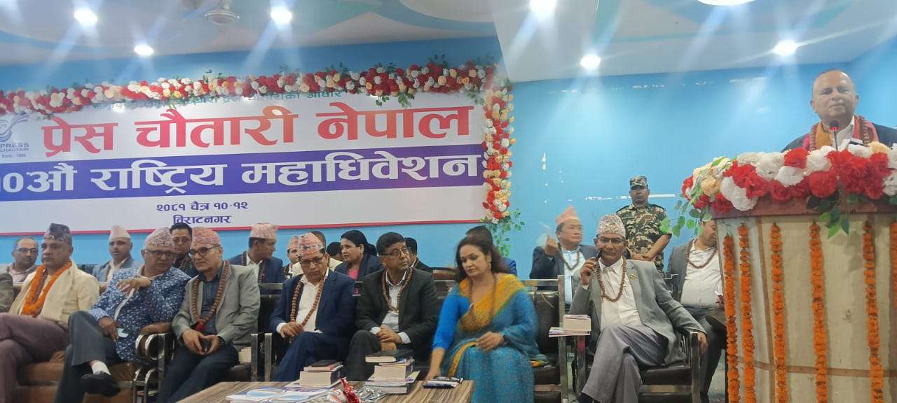 देशमा संकट पर्दा कांग्रेस–एमाले एक ठाउँमा आउँछन् : शंकर पोखरेल