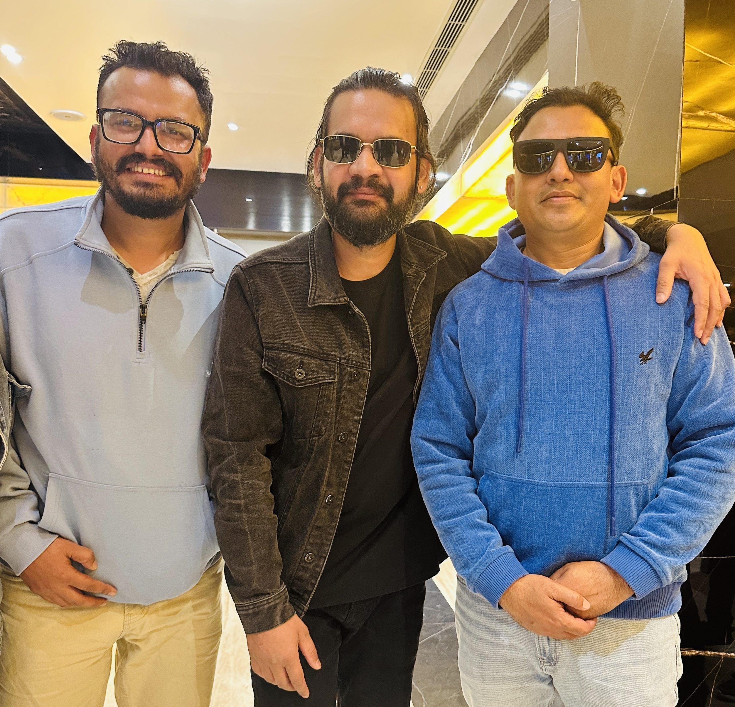 बालेनले चलचित्र ‘लाज शरणम्’ हेर्दै गरे धुर्मुसको तारिफ