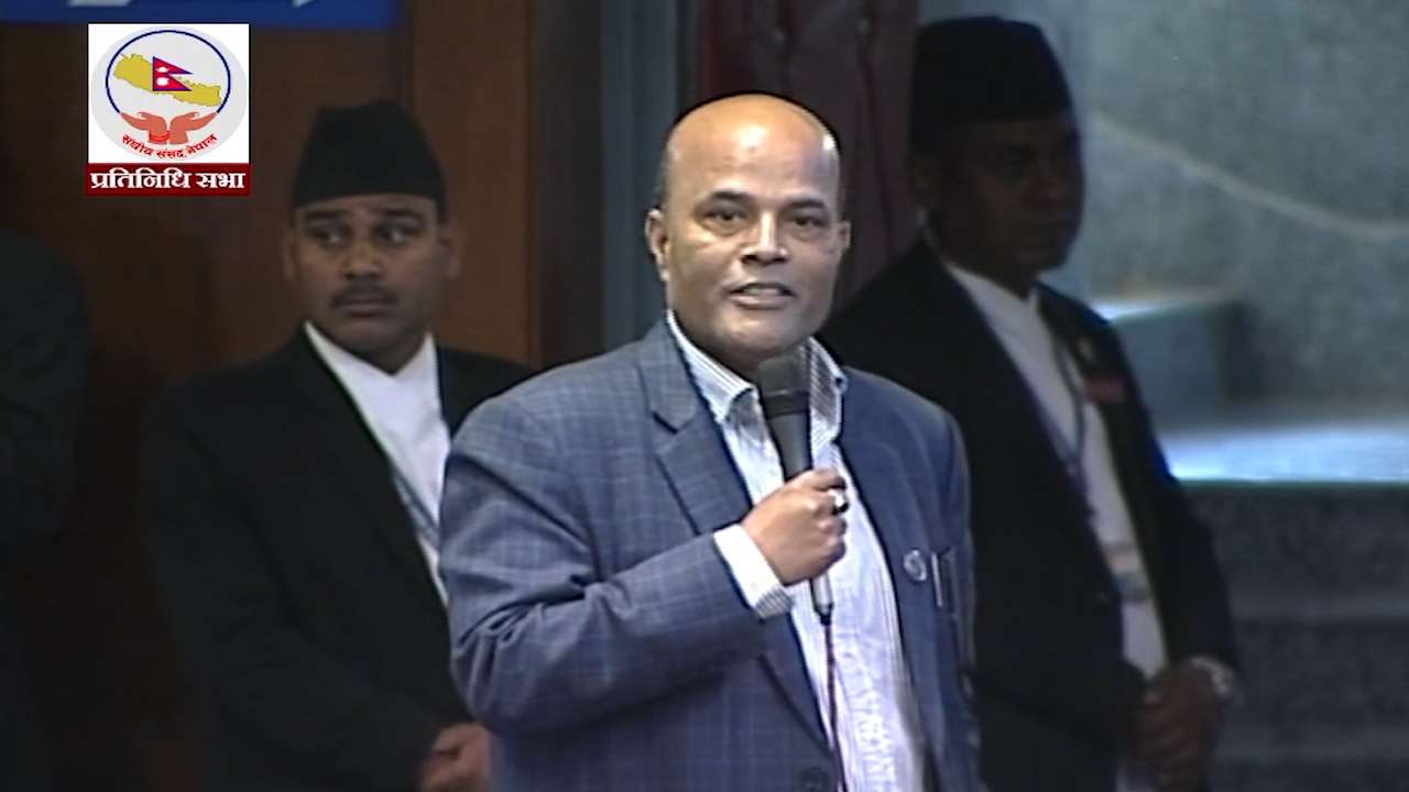 डा.अमरेशकुमारले भने- स्वास्थ्यमन्त्री पौडेललाई तुरुन्त बर्खास्त गर्नुहोस्