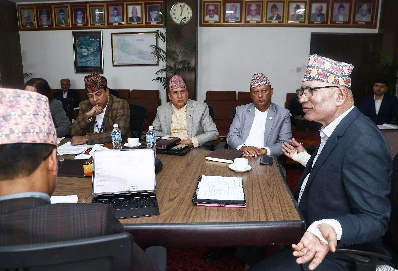 संघीय महत्वका आयोजनहरुमा केन्द्रित हुन अर्थमन्त्री पौडेलको आग्रह संघीय महत्वका आयोजनहरुमा केन्द्रित हुन अर्थमन्त्री पौडेलको आग्रह
