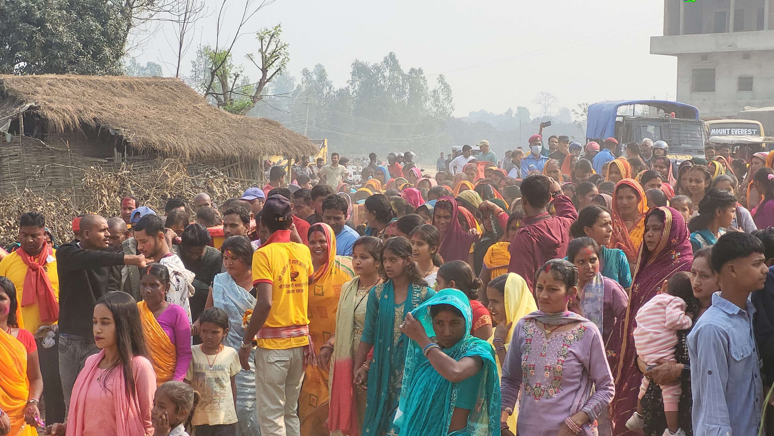 माध्यमिकी परिक्रमाका आज गिरिजा स्थान (फुलहर) पुग्दै