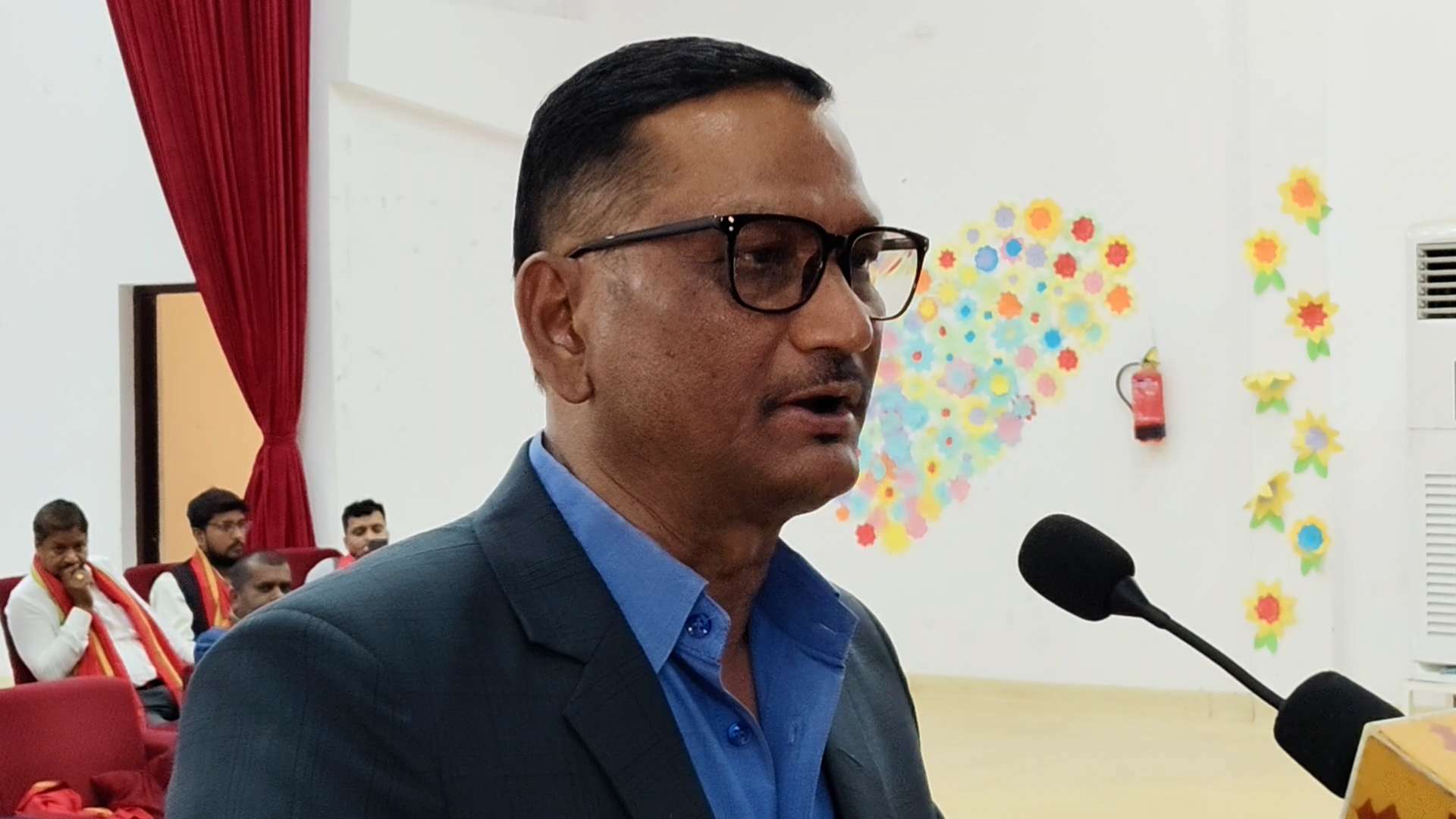 कृषिलाई प्रविधीमैत्री बनाउन सके सम्पूर्ण राष्ट्रलाई मधेशले धान्न सक्छ : मन्त्री क्षेत्री