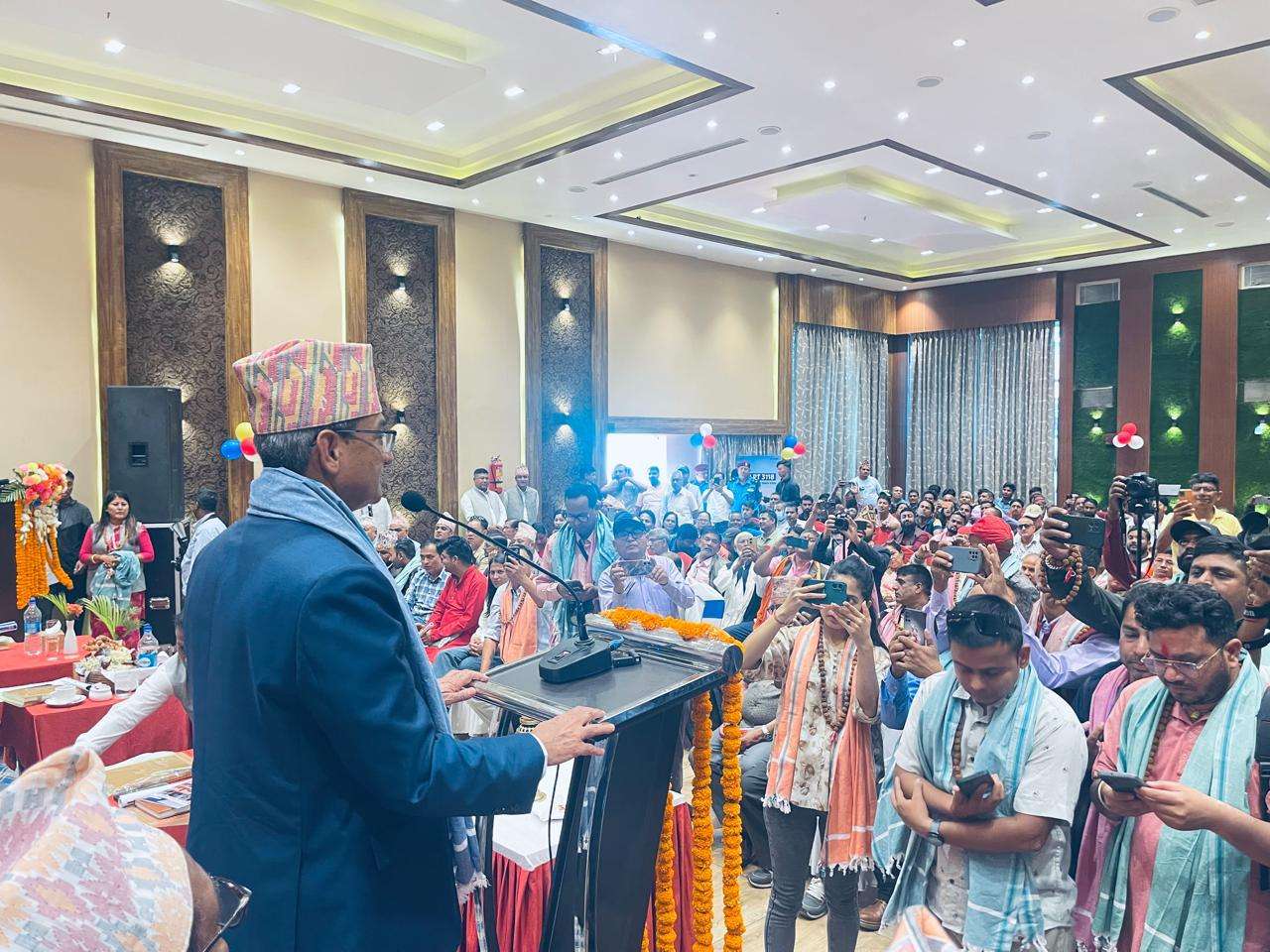 यातायात क्षेत्र देशको मुख्य आर्थिक मेरुदण्ड हो : गृहमन्त्री लेखक
