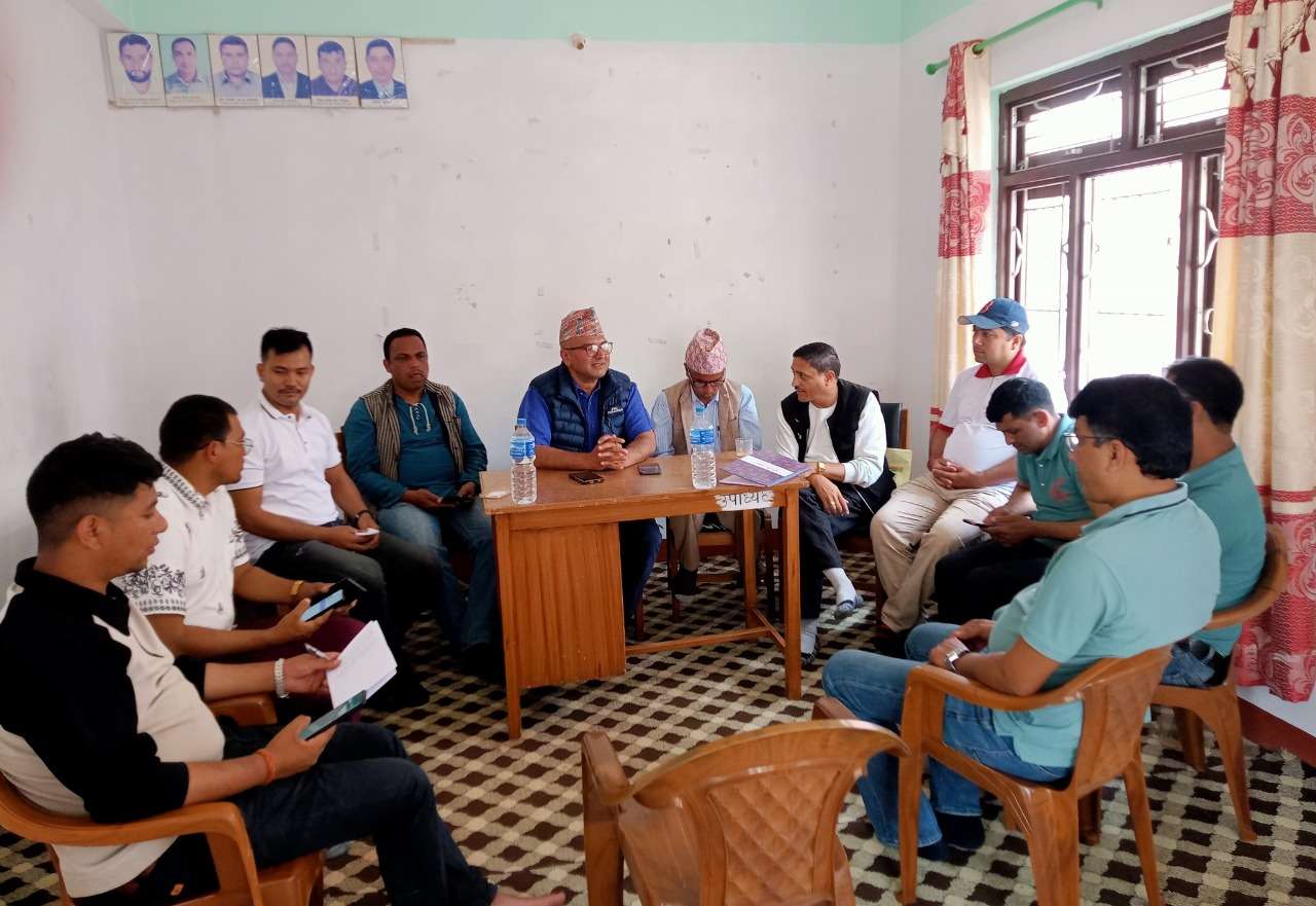 पत्रकारको हत्या र प्रेसमाथिको आक्रमणबारे सम्पादकहरूसँग छलफल