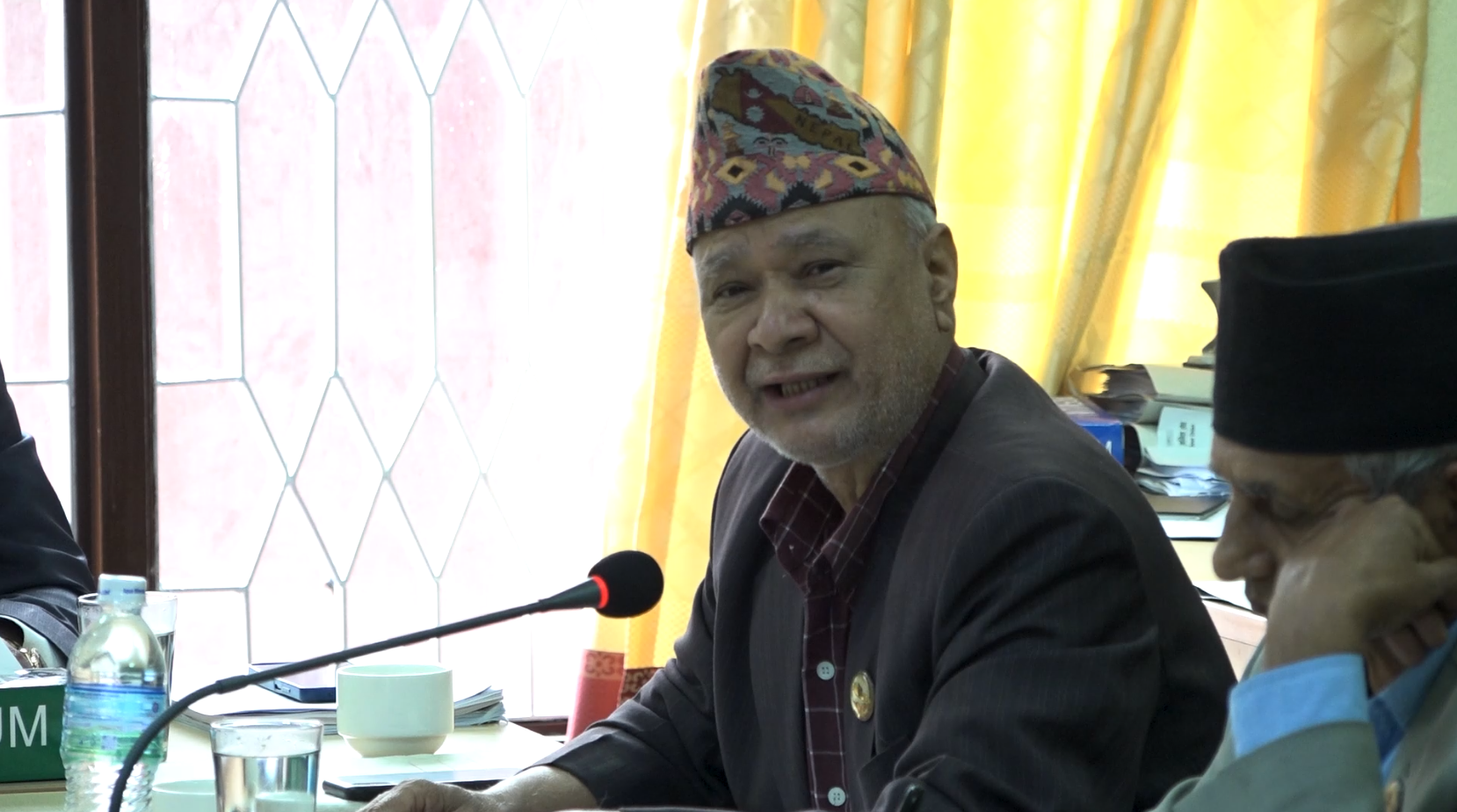 समितिको बैठकमा प्रेसलाई प्रवेश निषेध गर्न प्रस्ताव