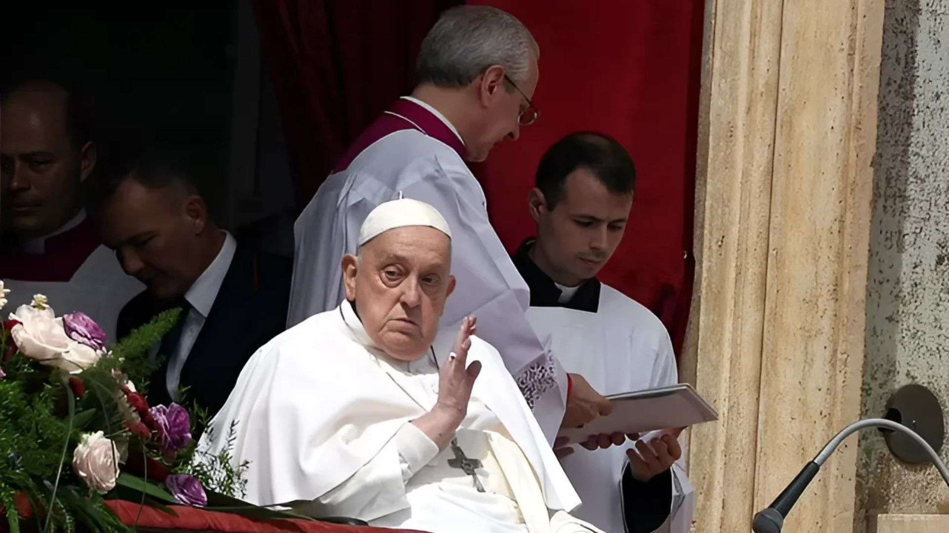 शुभकामना दिएको २४ घन्टामै पोप फ्रान्सिसको निधन