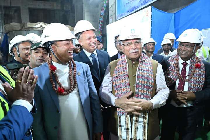 भारतीय ऊर्जा मन्त्रीद्वारा अरुण- ३ जलविद्युत् परियोजनाको अवलोकन