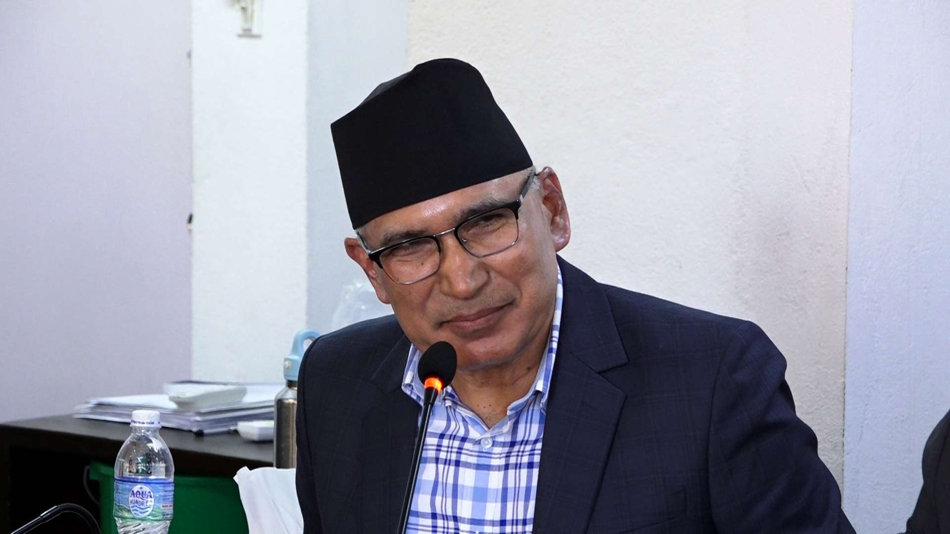 शिक्षकहरुको समस्या सरकारले वार्ता मार्फत नै टुङग्याउछ : अर्थमन्त्री