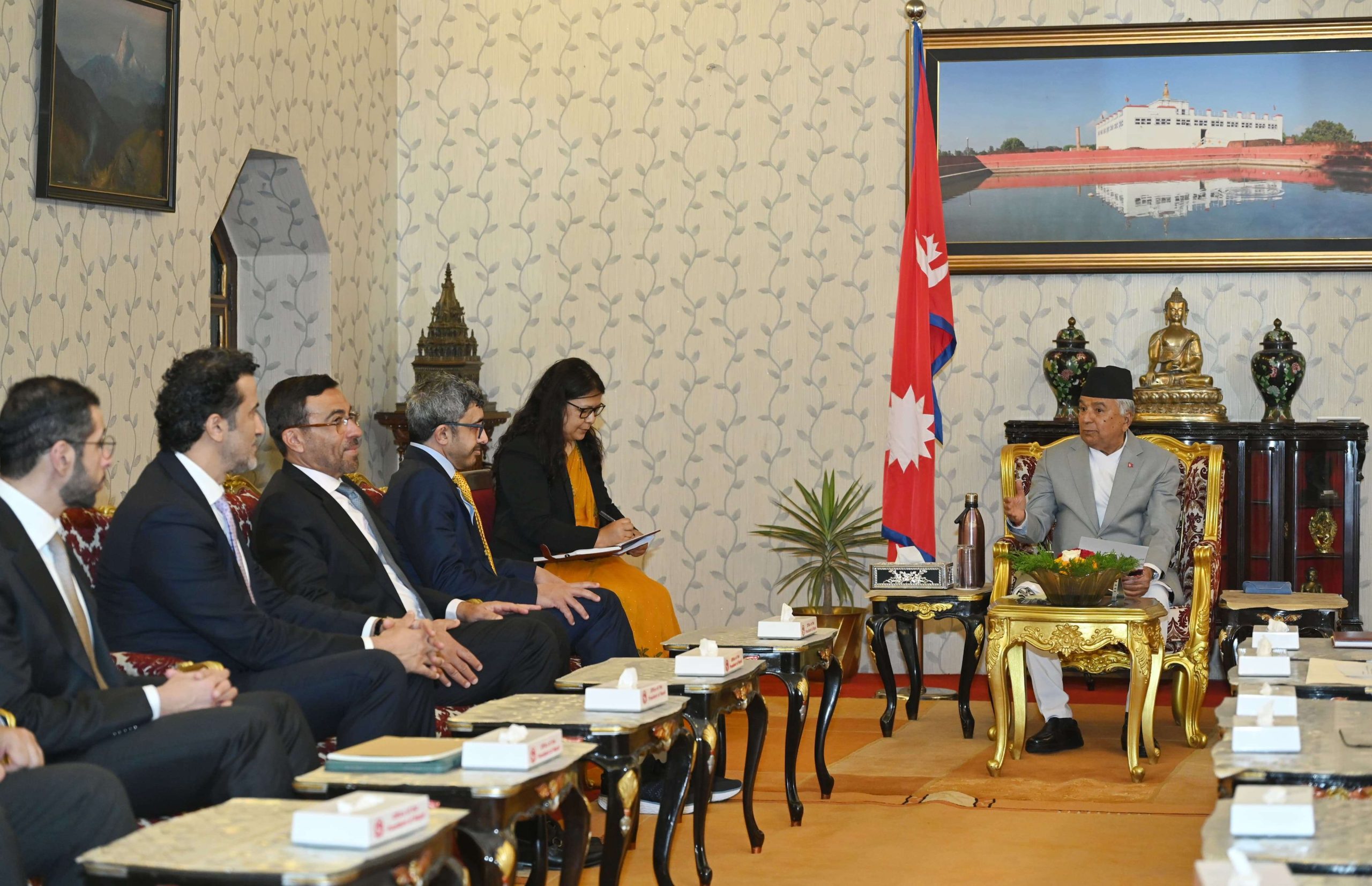 राष्ट्रपति पौडेल र युएईका उपप्रधानमन्त्री नाह्यानबीच शिष्टचार भेट