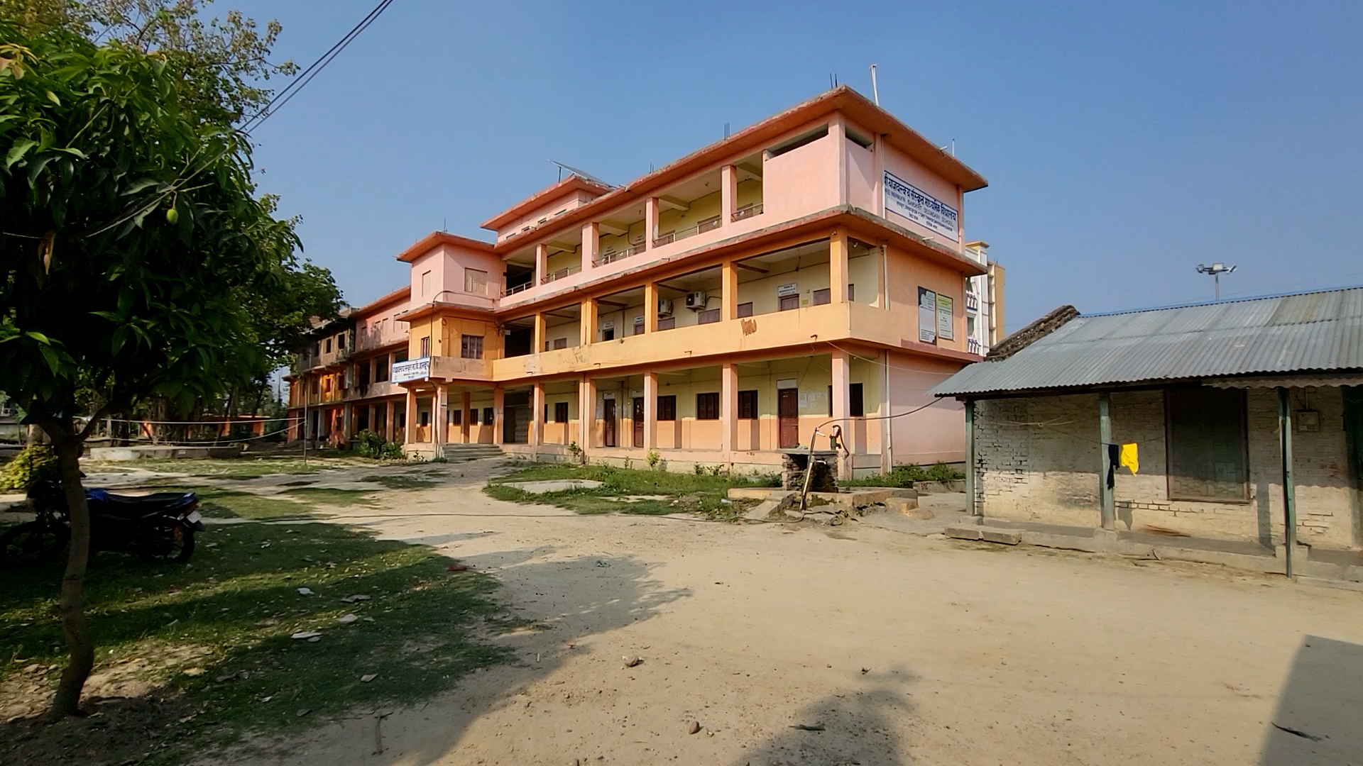 आन्दोलनले कक्षा १२ को परीक्षा अन्योलमा : बोर्डको अभिमूखिकरणमा गएनन् शिक्षक