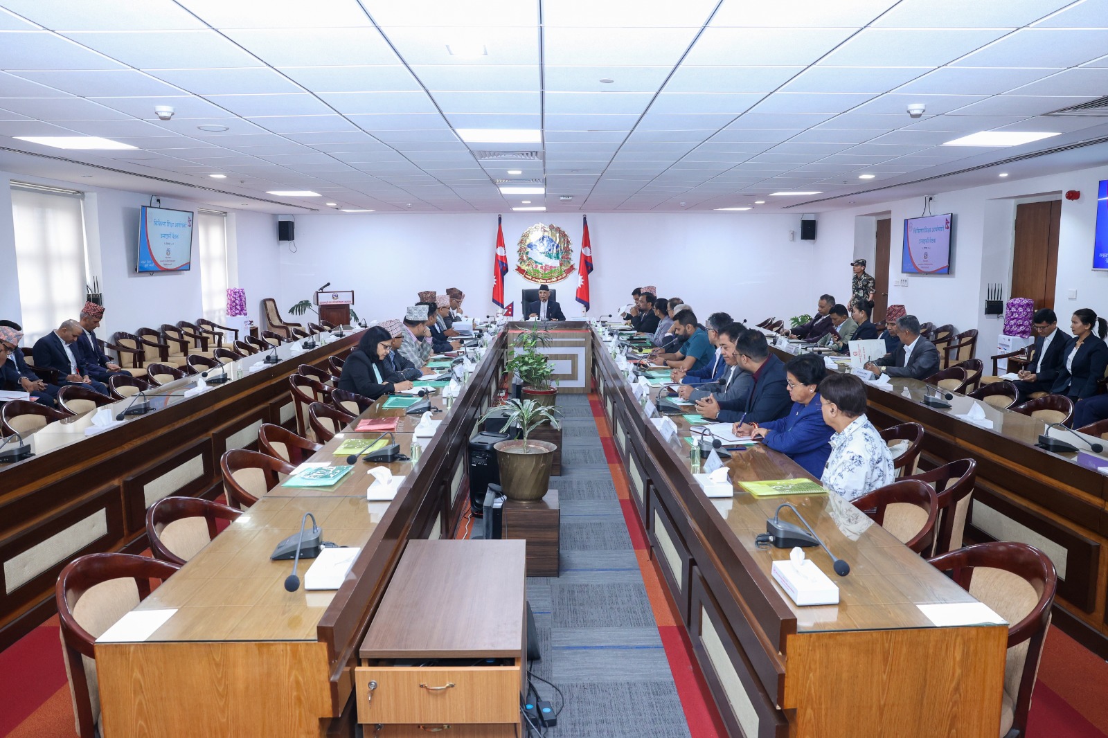 चिकित्सा शिक्षा आयोगको बैठक : निर्णय भएकै मितिदेखि निजी मेडिकल कलेजले निर्वाहभत्ता दिने