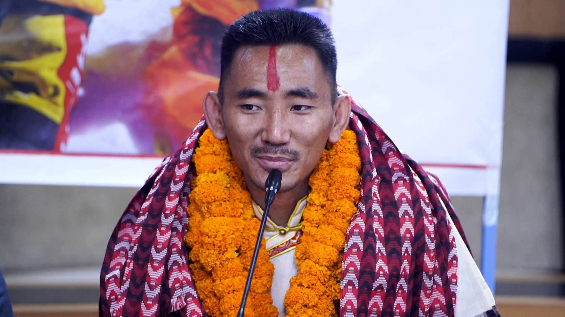 मिर्गौला प्रत्यारोपण गरेका आरोही पेम्बा शेर्पालाई सम्मान