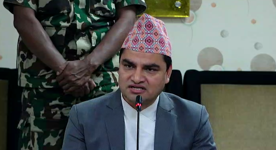 निजी मेडिकल कलेजको सम्बन्धन खारेज गरिदिने मन्त्री पौडेलको चेतावनी