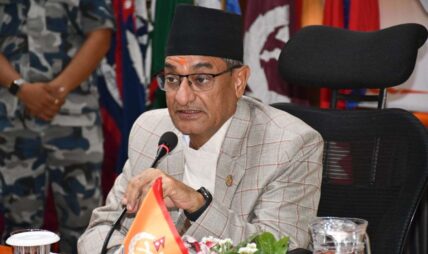 सीमा क्षेत्रमा खटिएर सशस्त्र प्रहरीले मातृभूमि रक्षा गरिएको छ : गृहमन्त्री