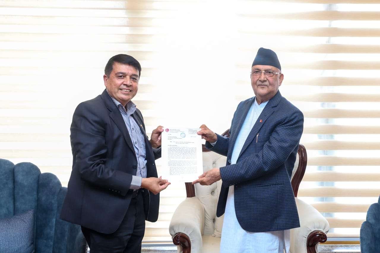 प्रधानमन्त्री ओली र महासंघ अध्यक्ष ढकालबीच भेटवार्ता, निजी क्षेत्र मैत्री वातावरण बनाउन प्रतिवद्ध