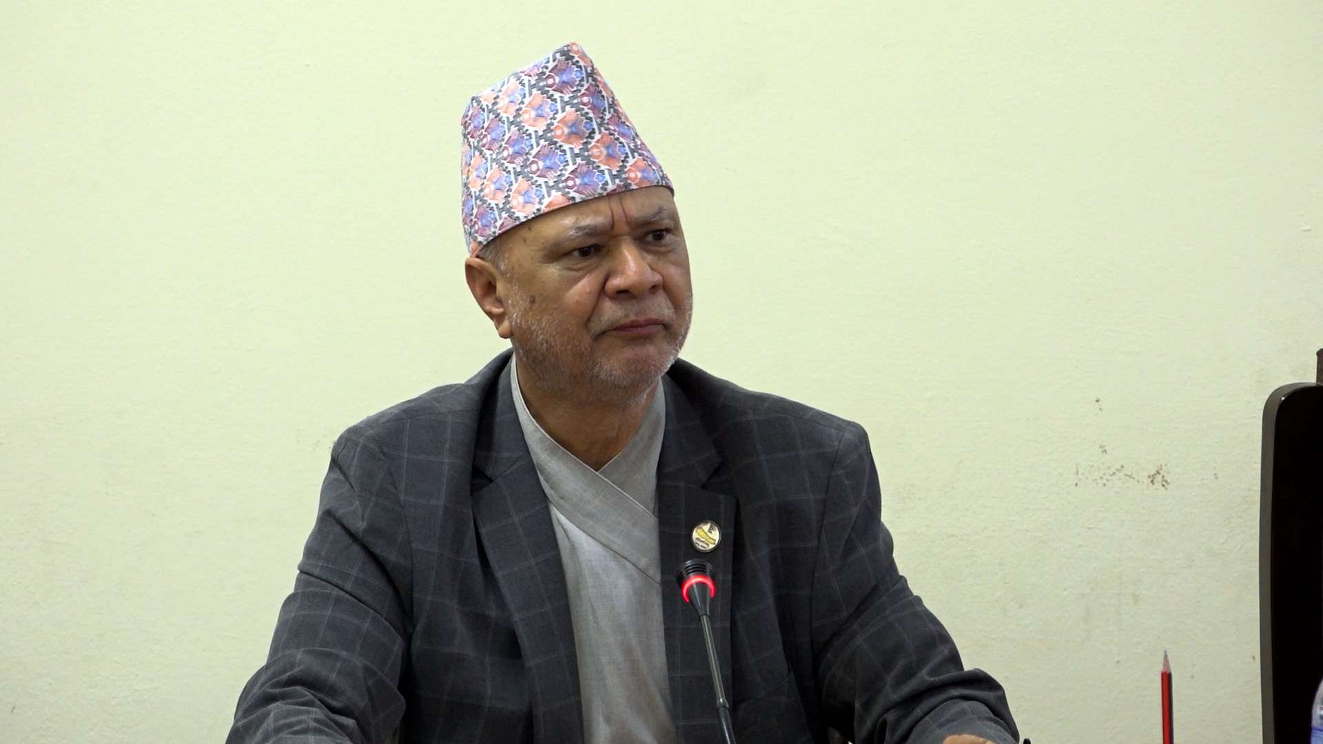 शिक्षा विधेयक पारित गर्ने विषयलाई केही दिन होल्ड गर्न मन्त्री पन्तको आग्रह