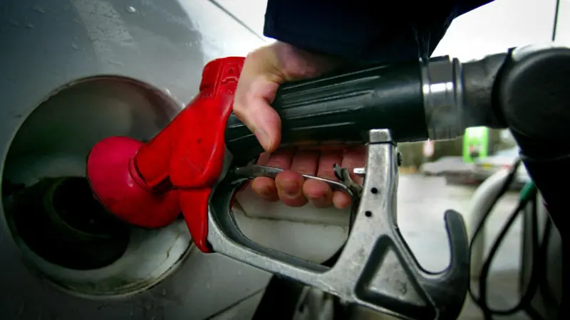 पेट्रोलियम पदार्थको भाउ निरन्तर बढ्दो, के नेपालले थेग्न सक्ला ?