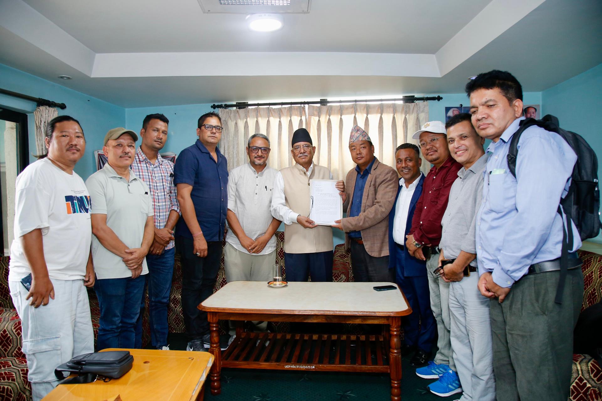 ‘बी.पी. प्रतिष्ठानलाई प्रभावकारी व्यवस्थापन गर्न नसक्नु दुर्भाग्यपूर्ण हो’ : प्रचण्ड