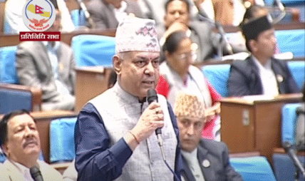 सांसद घिमिरेको प्रश्न : संसद बहिष्कार गरेर कति दिन चल्छ ?