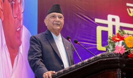 गुरु आफ्नो नैसर्गिक स्वभाव चिनाउने पूज्य पात्र हुन् : प्रधानमन्त्री