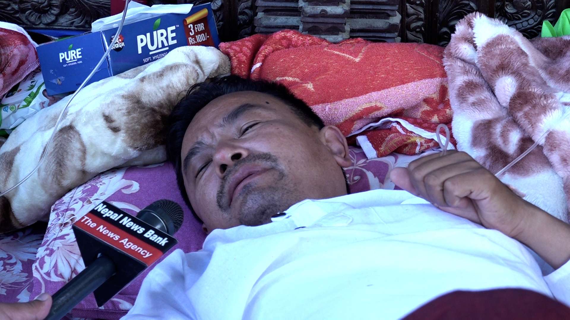 कांग्रेस पार्टी कार्यालयमा तरुण दलका असन्तुष्ट समूह आज पनि आमरण अनशनमा