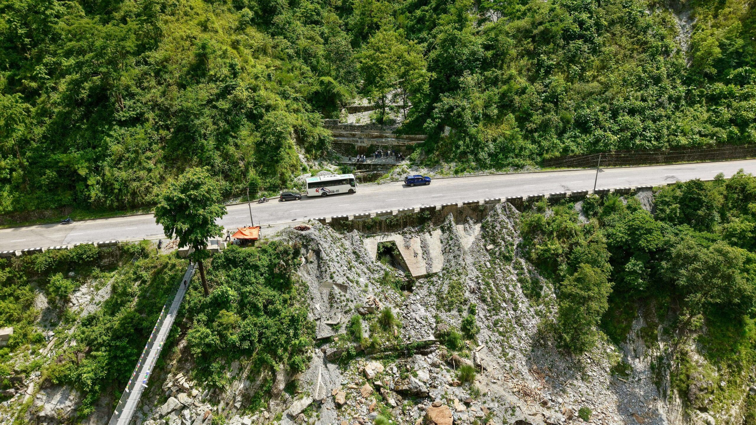 सिमालताल दुर्घटनाको एक वर्षः यस्तो छ घटनास्थल (फोटो/भिडियो)