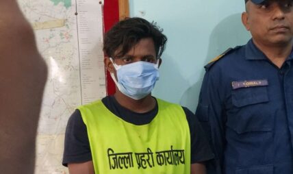 पेस्तोल देखाएर लुटपाट गर्ने भारतीय नागरिक पक्राउ