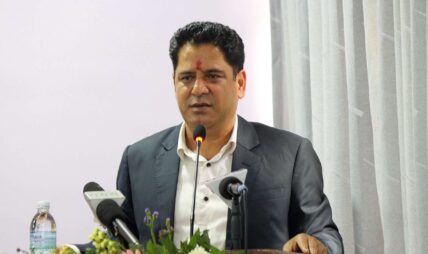 उद्योग पूर्वाधार तयार नगरी औद्योगिकीकरण सम्भव छैन : मन्त्री भण्डारी